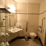 酒店 育优酒店 4*