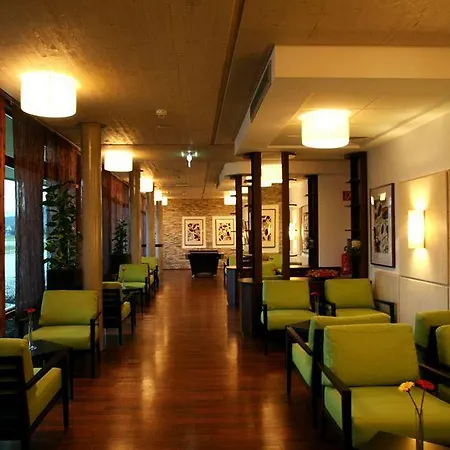 Educare Hotel