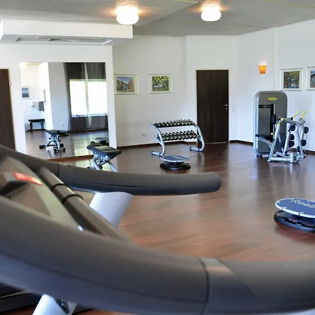 Hotel Educare Treffen