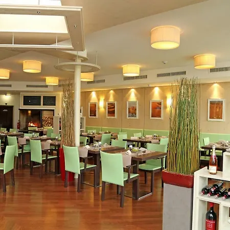 호텔 Educare 트레펜
